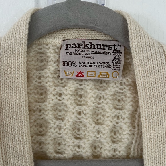 Parkhurst cream wool cardigan. - Picture 2 of 3